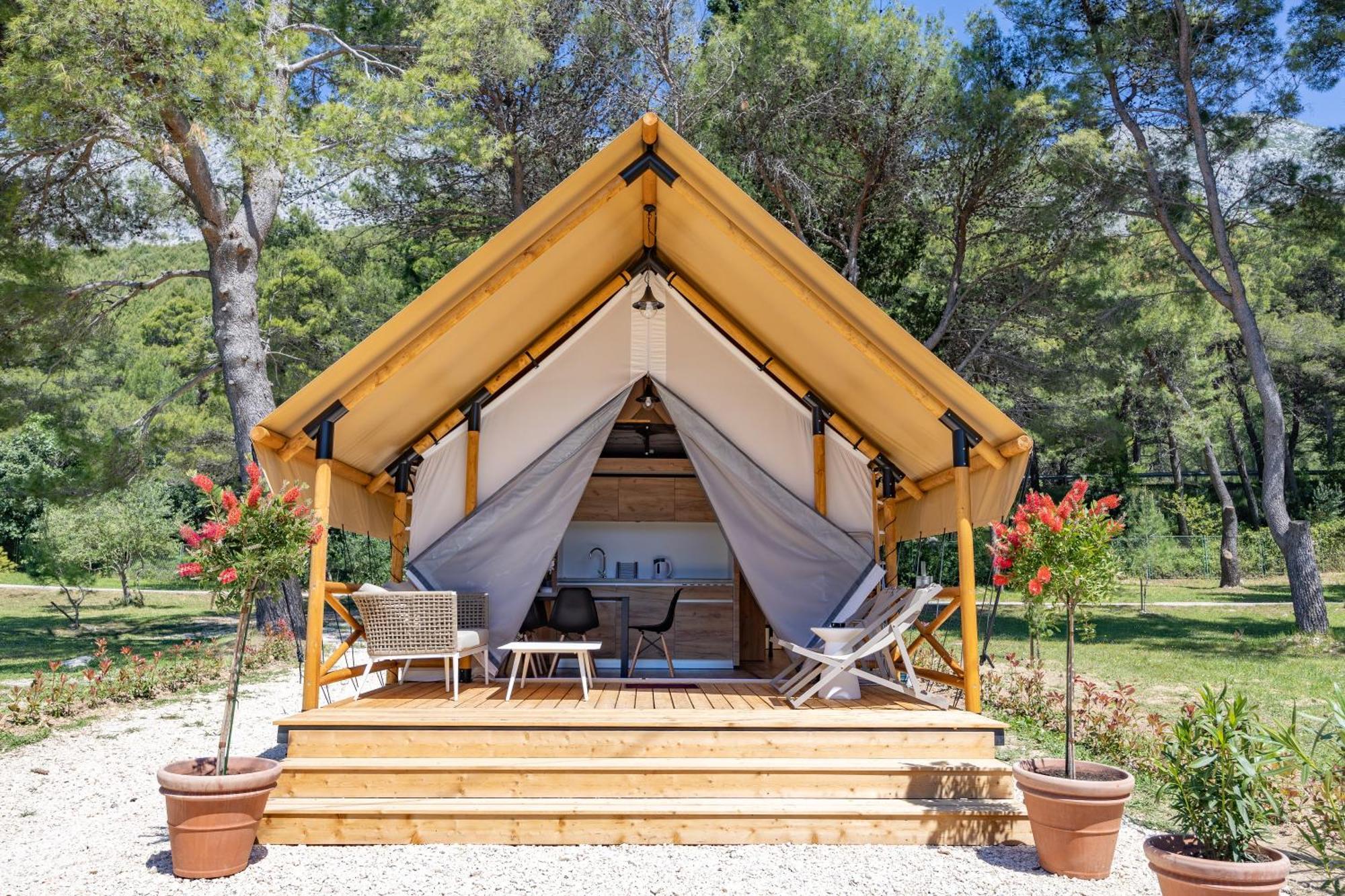 Camp Dole Zivogosce - Mobile Home And Glamping Tent Eksteriør bilde